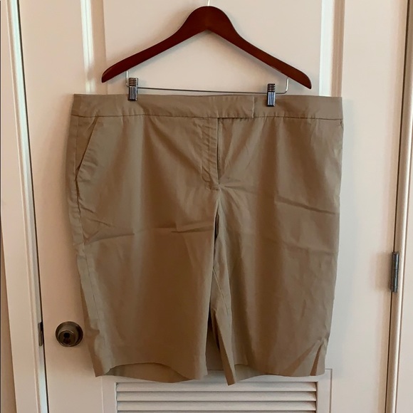 Jones New York Pants - Jones New York Signature Woman shorts